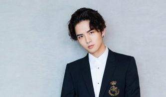 吴希泽家庭背景,出身名门，砥砺前行，揭秘明星背后的家庭故事